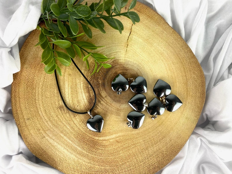 Religious Jewellery Anniversary Birthday Wedding Gift Hematite Healing Heart Crystal Necklace Confidence Courage Protection Stone