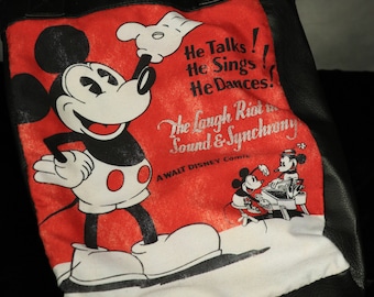 Vtg. Disney Store - A Walt Disney Comic Mickey & Minnie Mouse Canvas and Faux Leather Lined Shoulder Bag/Tote - Excellent Condition