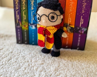 Amigurumi Harry Potter , Crochet Harry Potter, Harry Potter Collectible, Harry Potter Toy, Plush Harry Potter, Decorative Toy, Celebrity Toy