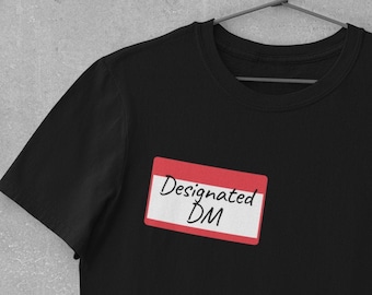 Camisa Dnd, camisa DM, mazmorras y dragones, camisa maestra de mazmorra, regalo DM, merchandising Dnd, camiseta divertida Dnd
