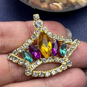 Vintage gold tone multicolor glass rhinestone crown brooch