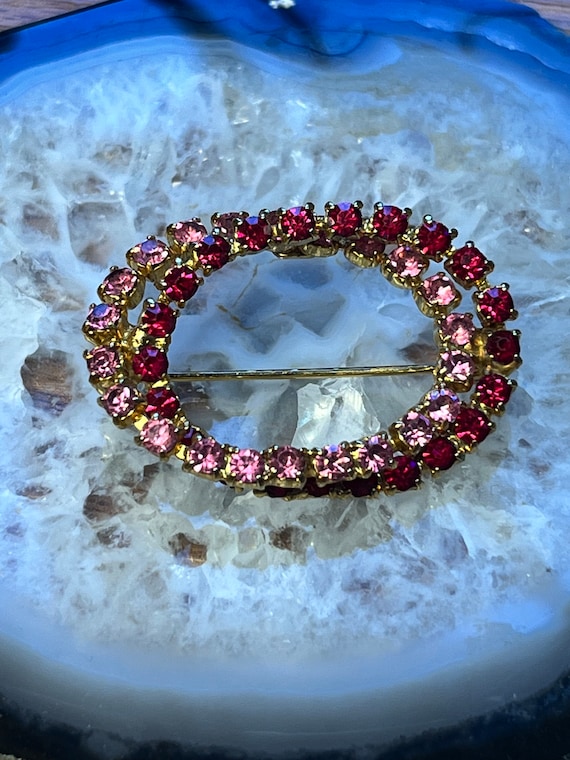 Vintage Austrian pink/fuchsia crystal rhinestone o