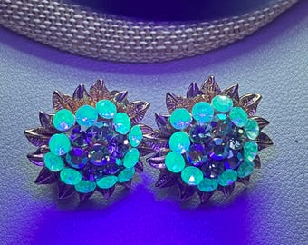 boucles d'oreilles clip vintage dorées/dômes en verre d'uranium
