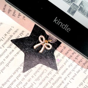 White and Gold Bow Kindle Charms | USB C Kindle Dust Plug Charms | Bookish Charm |  Bookish Merch, Bookish Gifts, Kindle Accessories