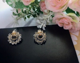 Crystal ring stud earrings