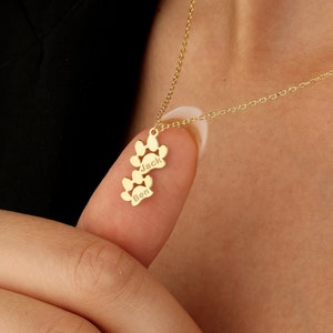 Paw Print Name Necklace, Personalized Tiny Dog Paw Necklace, Minimalist Paw Necklace, Animal Necklace, Pet Necklace, Christmas Gift
