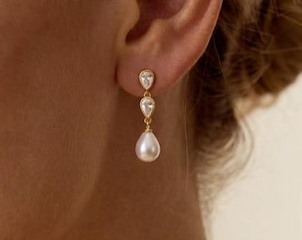 Dainty Teardrop Diamond Earrings, Pearl Earrings for Brides, Pearl Bridal Jewelry, Gold Teardrop Earrings, Gift for the Bride