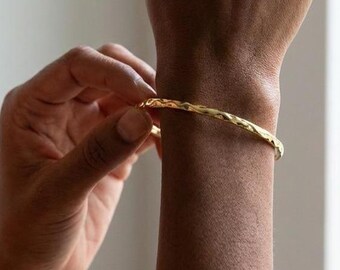 Gold Twisted Cuff Bracelet, Minimalist Open Bracelet, 18K Gold Plated Rope Bracelet, Adjustable Stylish Bracelet, Mother's Day Gift