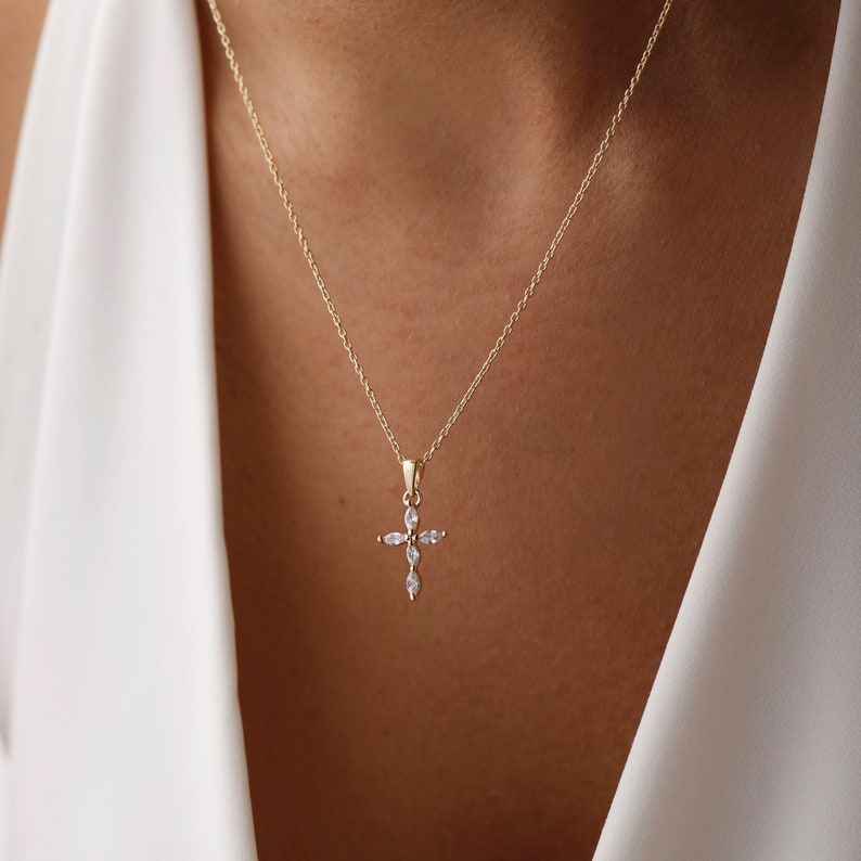 Dainty Diamond Cross Necklace, Minimalist Cross Necklace, Communion Gift, 925 Sterling Silver Cross Necklace, Baptism Gift,cross Charms - Etsy