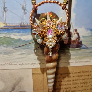 Mermaid shell necklace, opalized ammonite pendent
