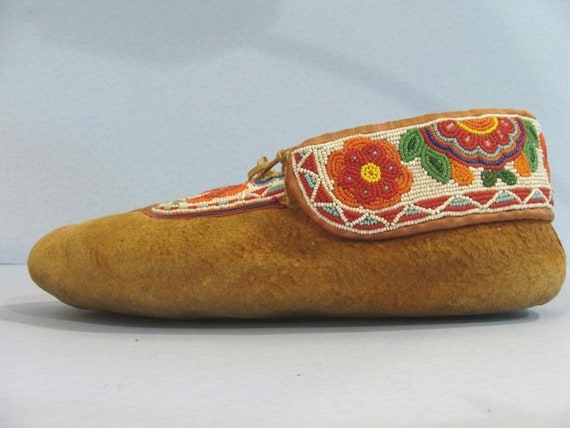 Late 1800s Cree Moccasins Native American Beaded … - image 3