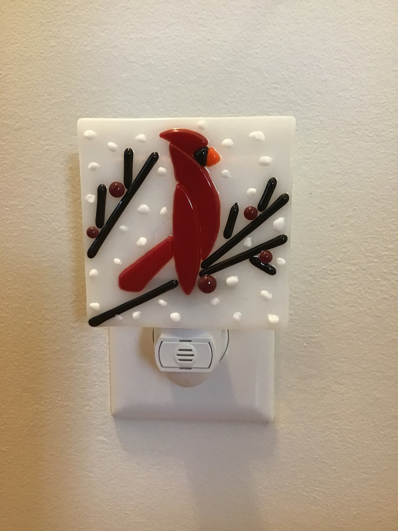 MiMBCustomProducts Cardinal Nightlight - Thumbnail 3