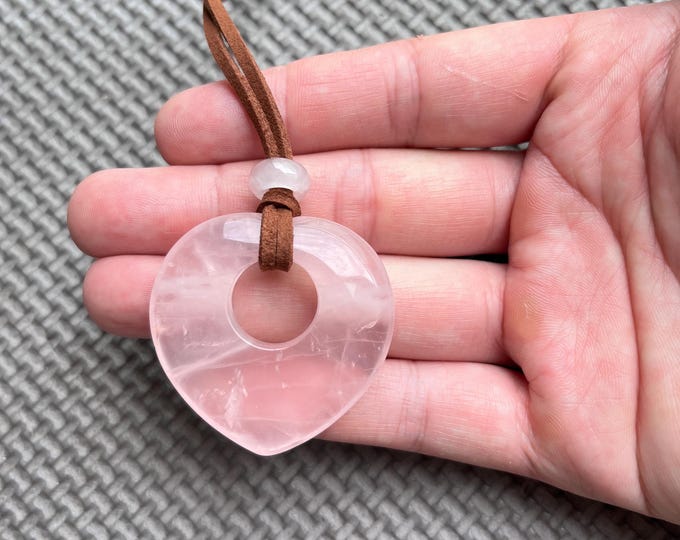Handmade Gemstone Loving Healing Heart Necklace, Rose Quartz Crystal Necklace ,Healing Loving Stone Pendants Girl Gift Mom Jewerly
