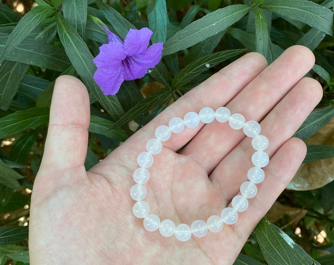 Healing Crystal White Jade Bead Bracelet - Soothing Energy Accessory, Unique Spiritual Gift
