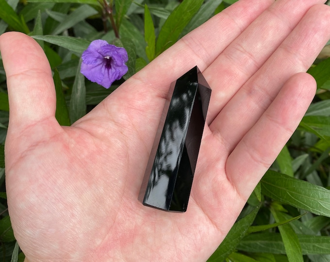 Raw Obsidian Crystal Point for Grounding and Protection, Perfect Gift for Spiritual Seekers