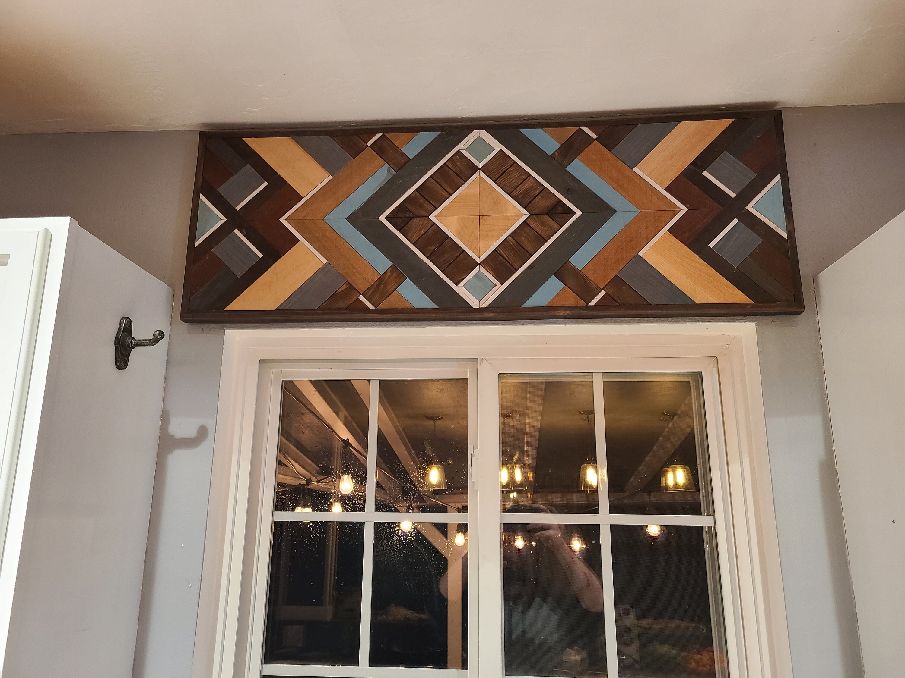 Montaje de pared de cedro geométrico | Etsy