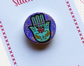 Floral Button Needle Minder for Cross Stitch, Embroidery, Needlecraft, Cover Minder for Diamond Art Painting, Stitcher Gift
