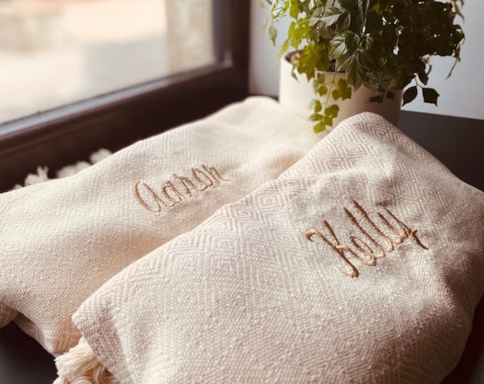 Personalized Turkish Beach Towel, Bridesmaid Gift, Custom Bachelorette Party Favor, Wedding Gift for Her, Eco-Friendly Towel, Christmas Gift