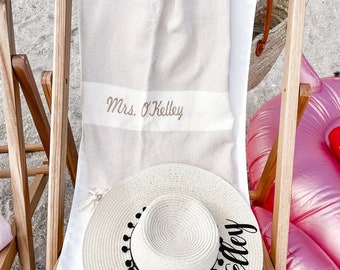 Personalized Turkish Towel, Bridal Shower Favors, Custom Beach Towel, Bachelorette Party Favors, Bridesmaid Towel, Wedding Gift, Beach Towel