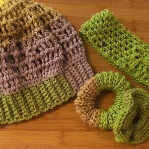Morbido cappello all&#39;uncinetto, fascia e ponytail regalo set
