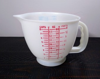 Tupperware 8 Cup Measuring Pitcher, Vintage Tupperware 2 Liter Measuring Pitcher