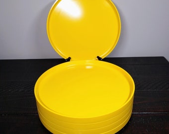 Set of 5 Yellow Heller Dinner Plates, Massimo Vignelli, Vintage Melamine Dishes