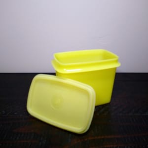 Yellow Tupperware Shelf Saver, Vintage Tupperware Container with Lid