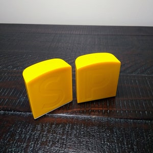 Mid Century Salt and Pepper Shakers, Yellow Shaker Set