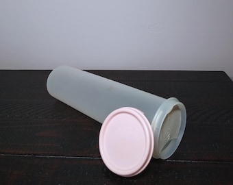 Tupperware Modular Mates Spaghetti Keeper with Light Pink Lid and Serving Measuring Insert, Vintage Pasta Keeper