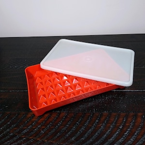 Tupperware Hot Dog Keeper, Vintage Paprika Red Tupperware Marinade Container