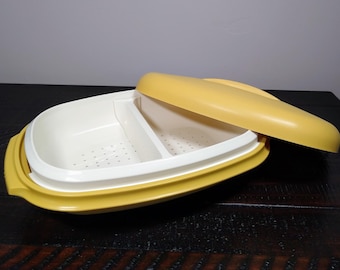 Vintage Tupperware Divided Microwave Vegetable Steamer Dish, Gold and White