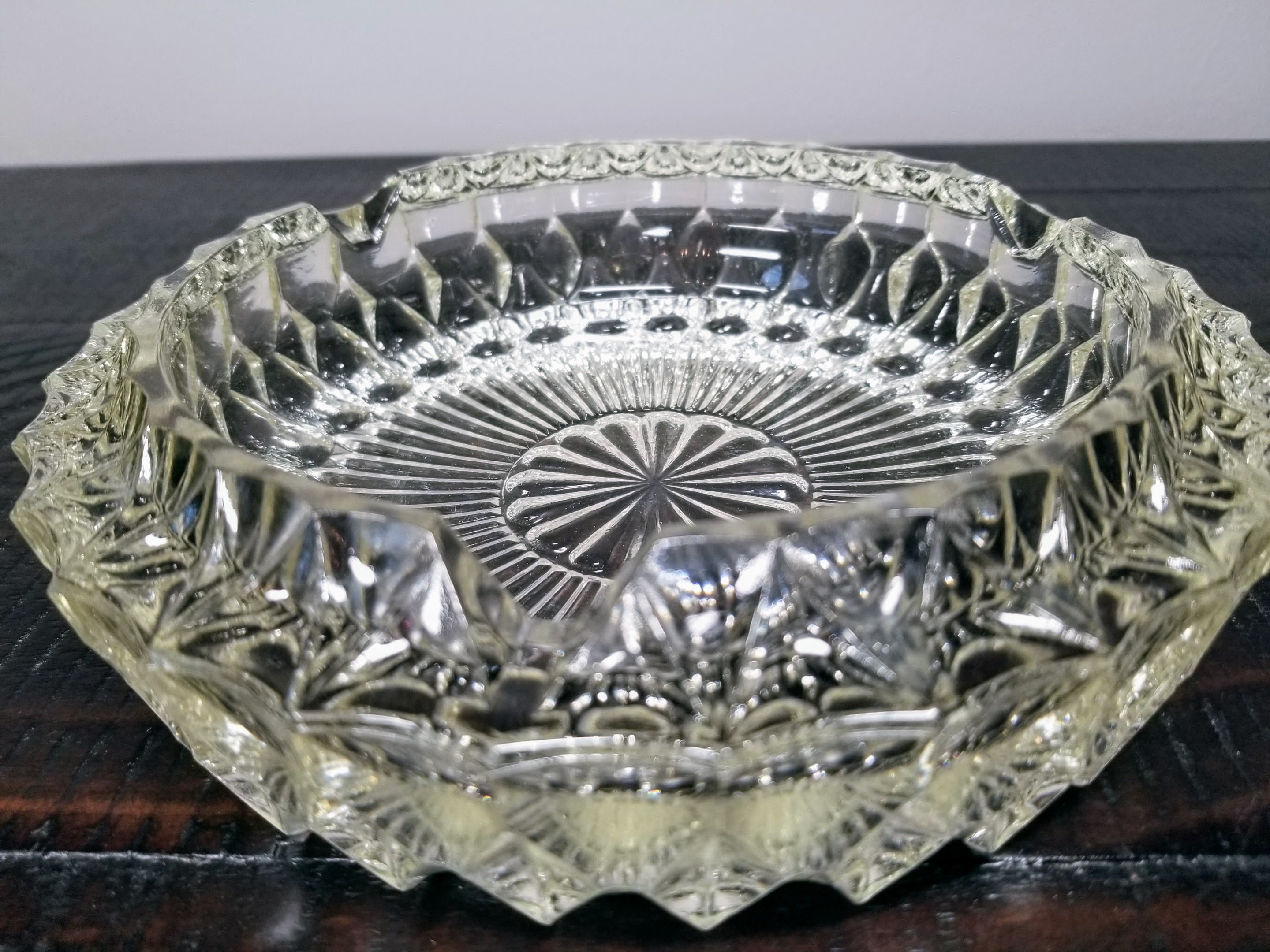 Vintage Glass Ashtray With Scalloped Edge and Starburst Design - Etsy