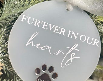 Christmas Pet Memorial Bauble: Frosted Remembrance Tree Decoration