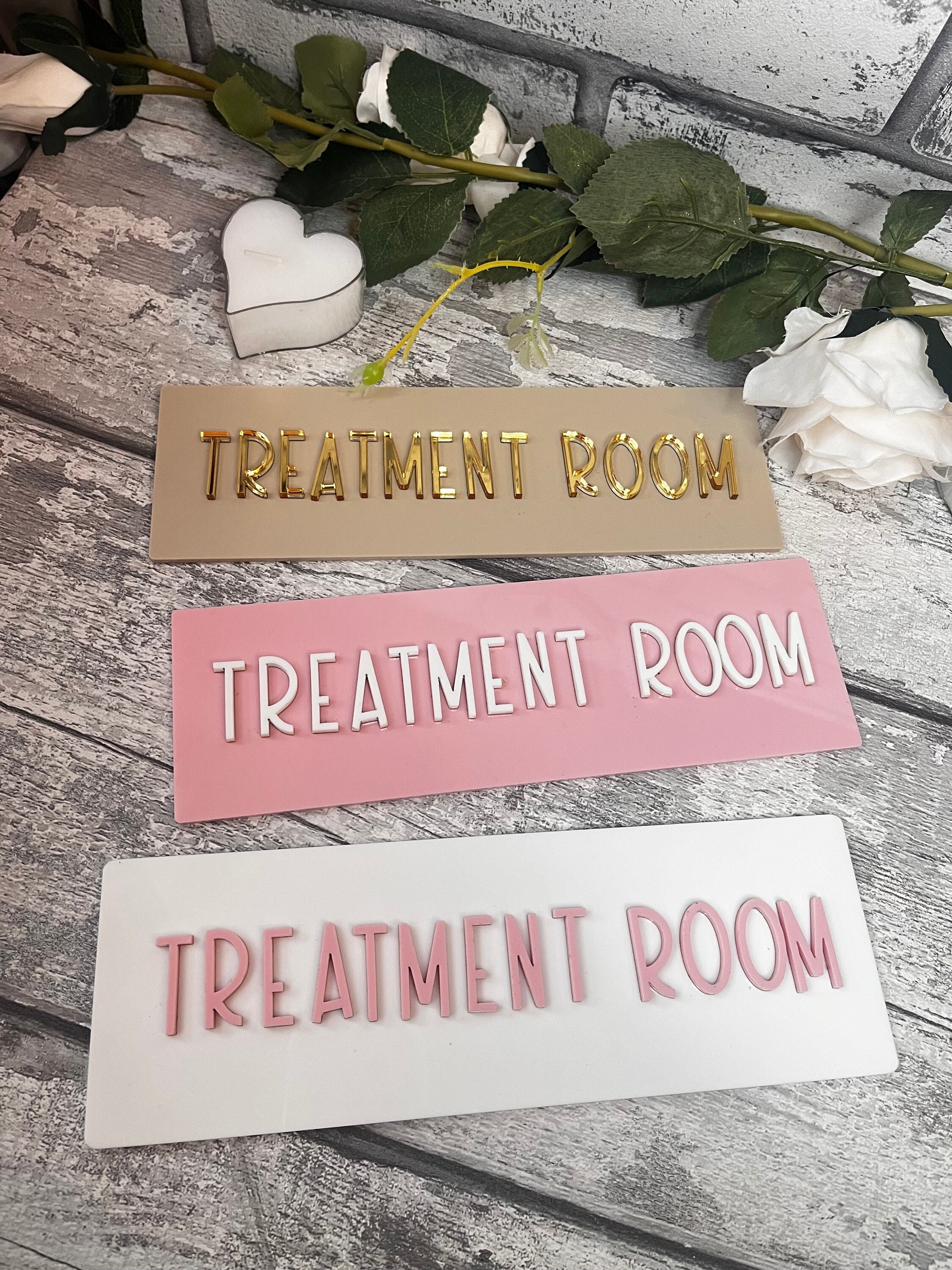 3D Acryl Salon Türschild: Lash & Beauty Room Decor