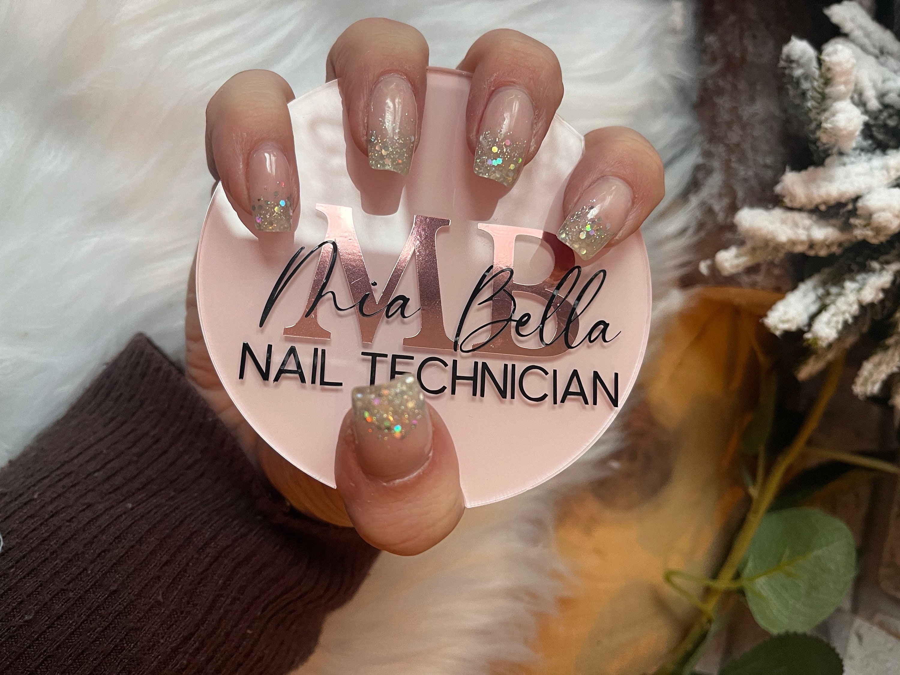 Nail Technician png images | PNGEgg