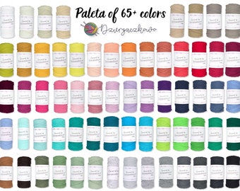 Könnte beinhalten: Eine Sammlung von über 65 Farben Baumwollkordel, jede Farbe ist zu einer Kugel gewickelt und mit "Covered by Dzianigazkowo" gekennzeichnet.
