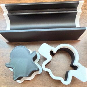 Ghost Cake Pop Cutter & Tray Set | 3D Printed Halloween Baking Tool black and white