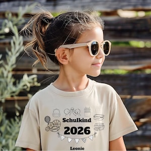 Personalisiertes Schulkind Shirt 2026, Schulkind Shirt, Shirt mit Comicmotiv, Erster Schultag Shirt, Einschulung Geschenk, Schulstart 2026