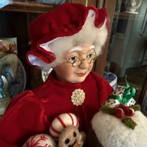 Handcrafted Mrs. Santa Claus ~ One of a Kind Olde World Father Christmas Mrs. Claus ~ Christmas Gift~ Vintage Inspired Mrs Claus Collectible