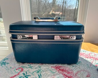 Blue Samsonite Train Case