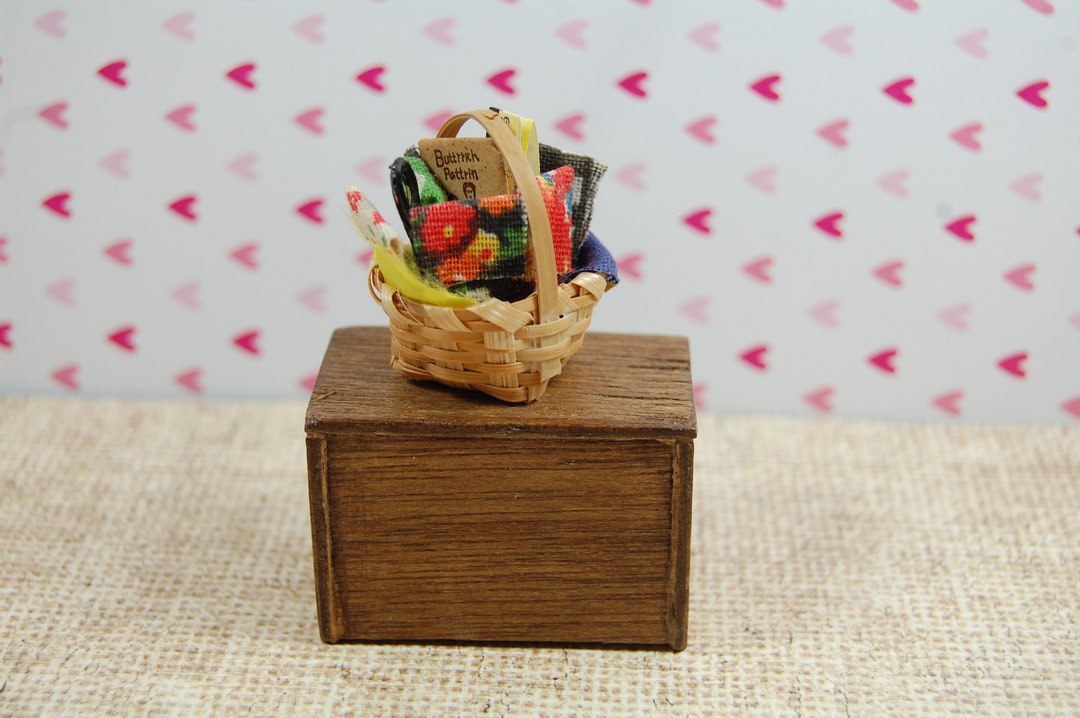 Miniature Woven Basket With Fabric and Scissors - Etsy