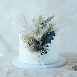 Blue Dried Preserved Natural Flowers Cake topper,Wedding decoration,Dried &Preserved Roses Cake topper,pampas grass wedding decoration