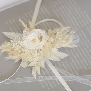 White Rose Wrist corsage, Wedding corsage; Mother&#39;s day gift, Preserved flowers,Bridal bracelet boho corsage