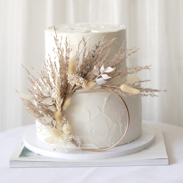 Bouquet auto-coloré de gâteau à l’herbe de pampas, Bouquet de gâteau de fleurs, bouquet séché, fleurs de gâteau de mariage, bouquet de gâteau de mariage fleurs séchées