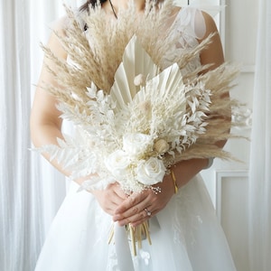 White and Beige Boho Natural wedding flowers bouquet,Pampas Grass bouquet,Dried flowers bouquet,Bridal/Bridesmaid bouquet