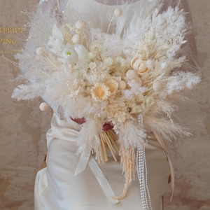 Cream color dried flower bouquet,natural preserved flower wedding bouquet,pampas grass boho wedding flower,rustic bridal/bridesmaid bouquet