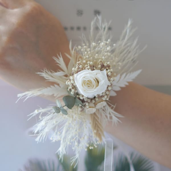 White Preserved Rose Wrist corsage ,Wedding corsage;Mother's day gift,Preserved flowers, Bridal bracelet boho corsage