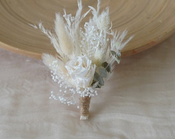 Boutonnieres de rosas preservadas de color blanco puro, broche/ojal del novio de flores naturales de boda, ramo de flores de boda, pin de solapa Boutonniere