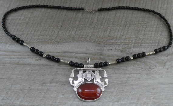 Vintage Sterling Silver Agate Pendant Hand Crafted in Atlas Mountains, Morocco