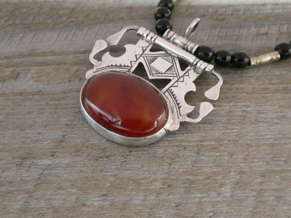 Vintage Sterling Silver Agate Pendant Hand Crafted in Atlas Mountains, Morocco View 3